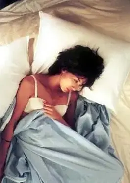 《换爱》：情感的迷失与救赎？婚姻危机下的伦理选择与人性拷问